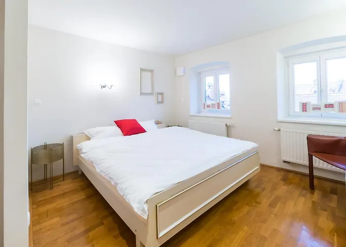 Stairway To The Castle Апартаменты